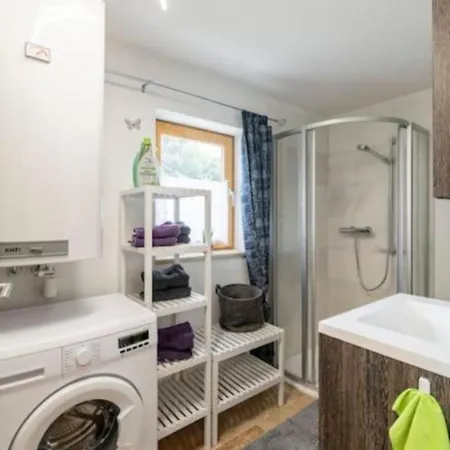 Holiday home # Zentral & Ruhig Fuer Paare, Familien & Gruppen Leibnitz