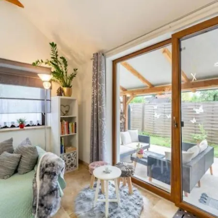 Cozy Holiday Home Leibnitz - Garden & Relaxation